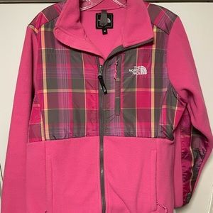 Pink north face brand new condition